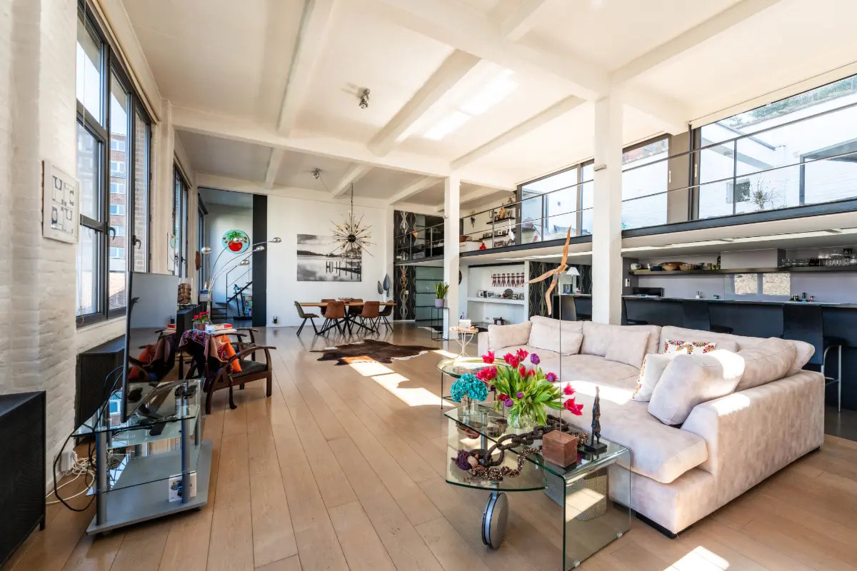 Loft te  koop in Schaarbeek 1030 830000.00€ 3 slaapkamers 306.00m² - Zoekertje 740110