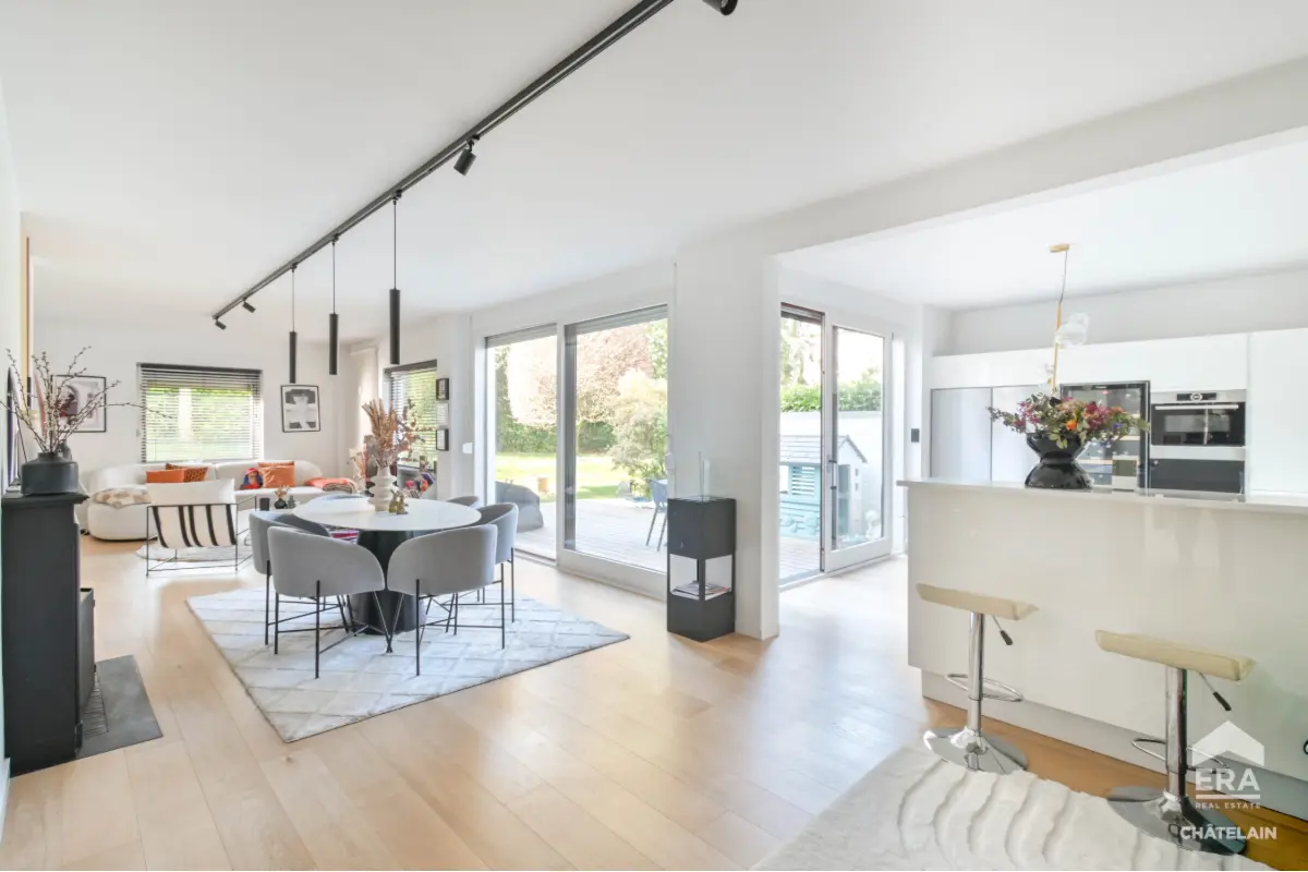 Rez-de-chaussée à vendre à Uccle 1180 760000.00€ 3 chambres 145.00m² - annonce 740264