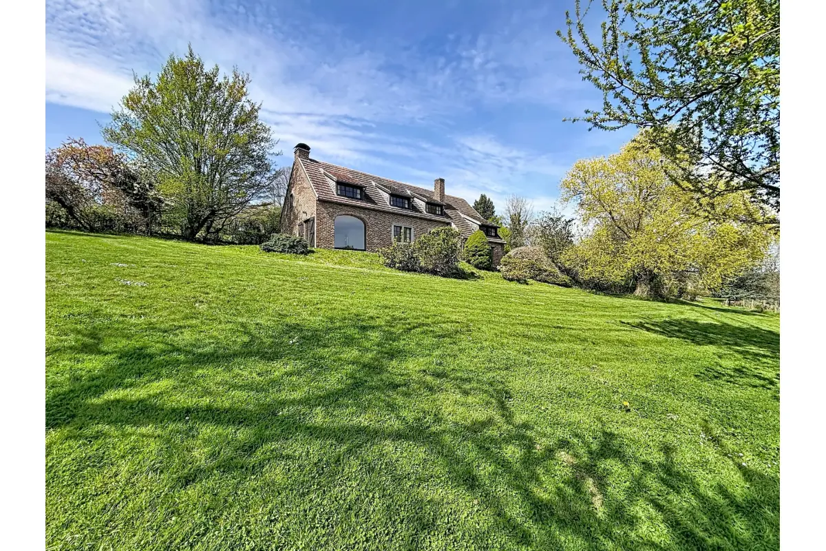 Villa à vendre à Trooz 4870 550000.00€ 5 chambres 254.00m² - annonce 740238