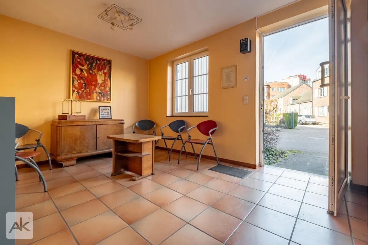 Commerce à vendre à Liège 4020 225000.00€  chambres 155.00m² - annonce 740385