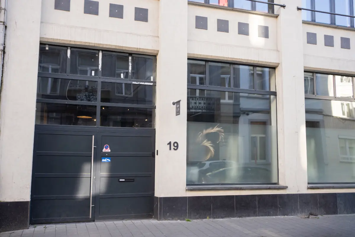 Commerce à vendre à Anderlecht 1070 620000.00€  chambres 320.00m² - annonce 740212