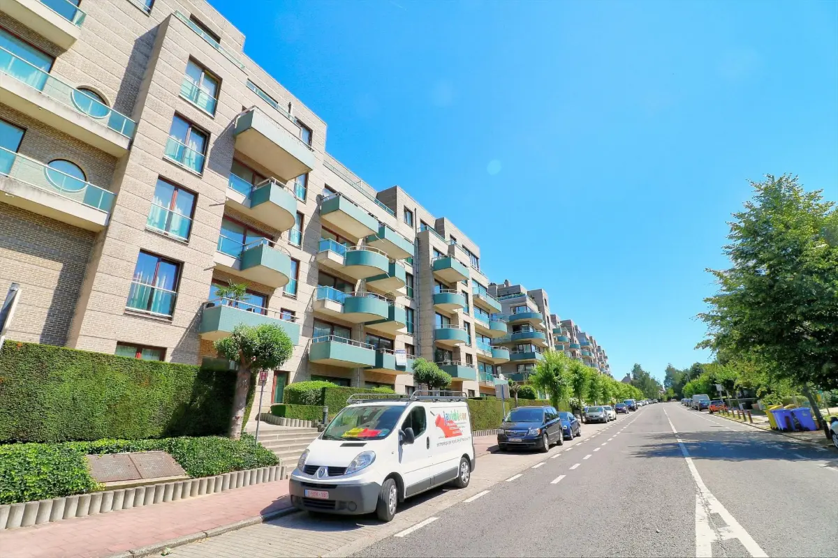 Appartement à  à Woluwe-Saint-Lambert 1200 370000.00€ 2 chambres 85.00m² - annonce 740427