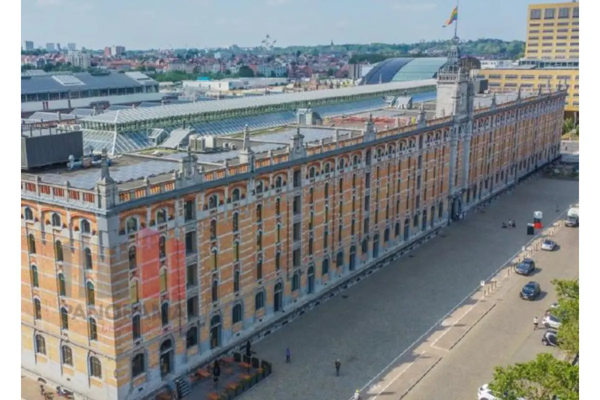 Commerce à louer à Bruxelles 1000 7525.00€  chambres 430.00m² - annonce 740838