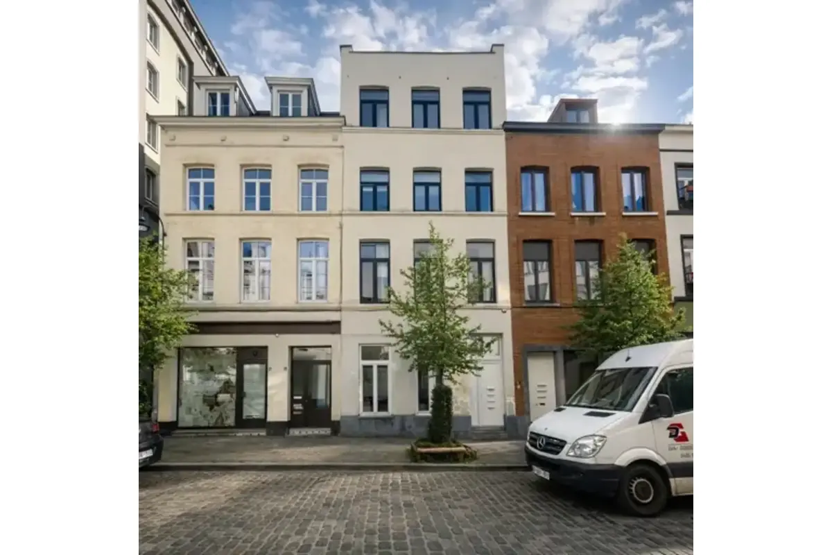 Huis te  koop in Brussel 1000 799000.00€ 4 slaapkamers 175.00m² - Zoekertje 740643