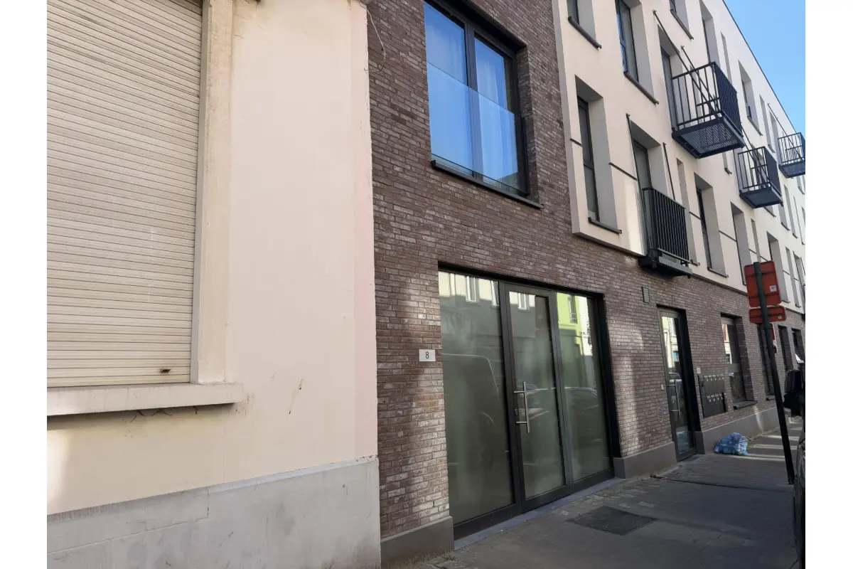 Handelszaak te  huur in Laken 1020 1150.00€  slaapkamers 104.00m² - Zoekertje 740213