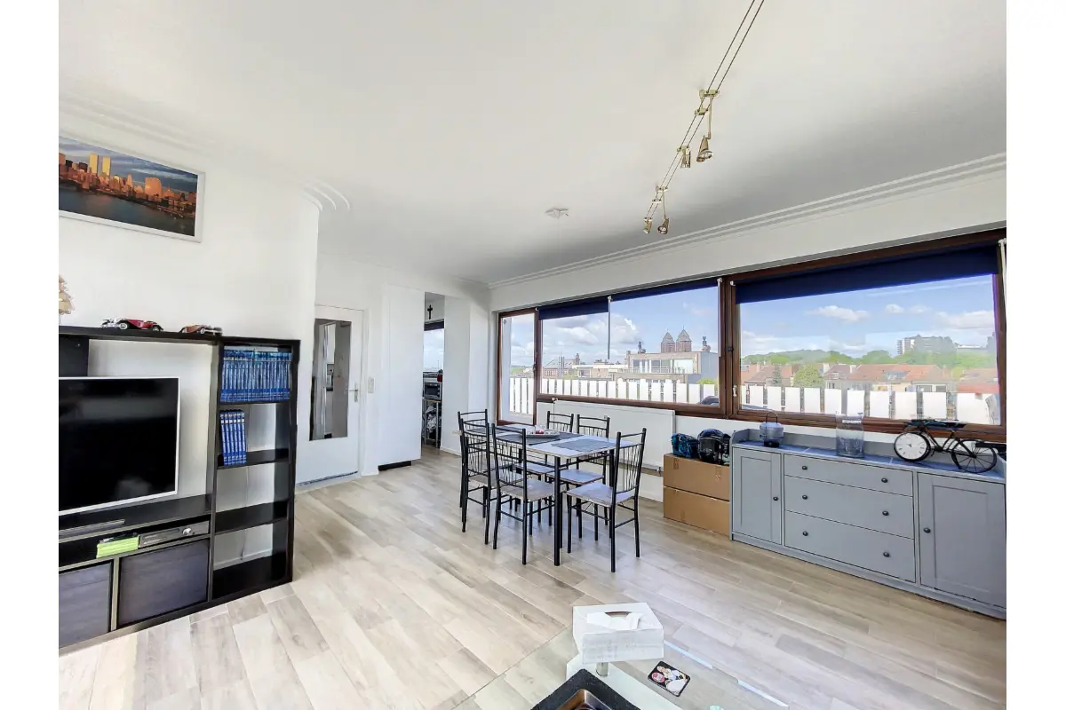 Penthouse te  koop in Neder-Over-Heembeek 1120 245000.00€ 1 slaapkamers 72.00m² - Zoekertje 741270