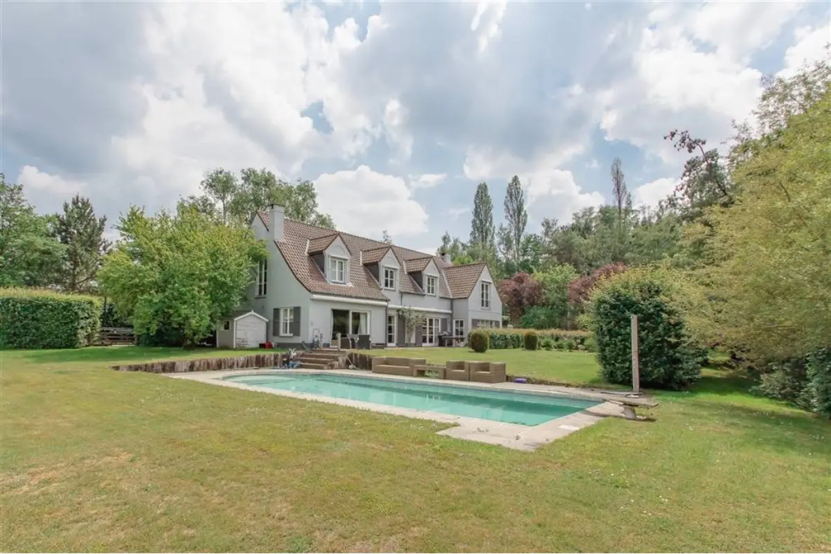 Villa à vendre à Lasne 1380 1295000.00€ 5 chambres 358.00m² - annonce 741292