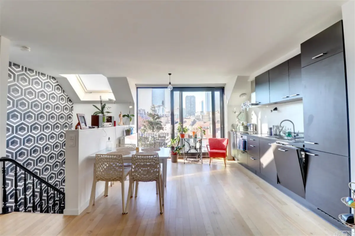 Penthouse te  in Brussel 1000 1550.00€ 2 slaapkamers 95.00m² - Zoekertje 741656