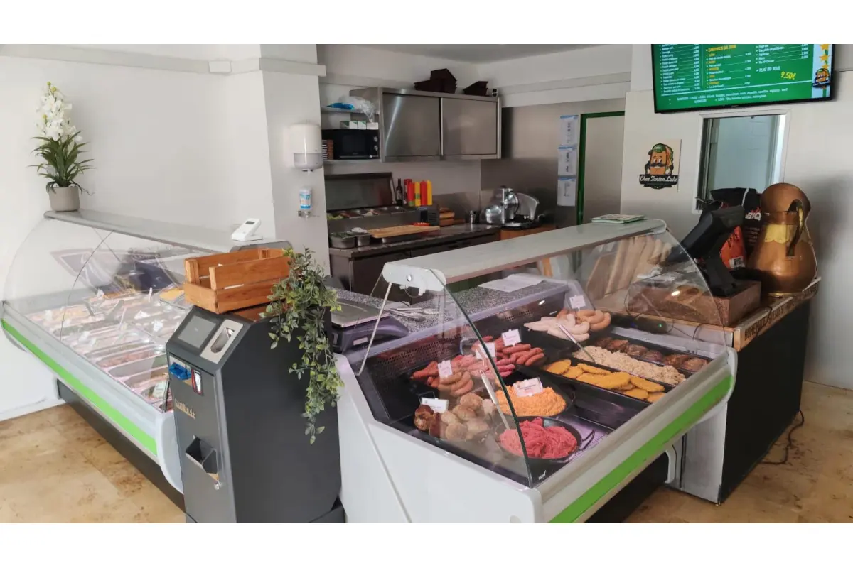 Handelszaak te  koop in Charleroi 6000 150000.00€  slaapkamers 110.00m² - Zoekertje 741667