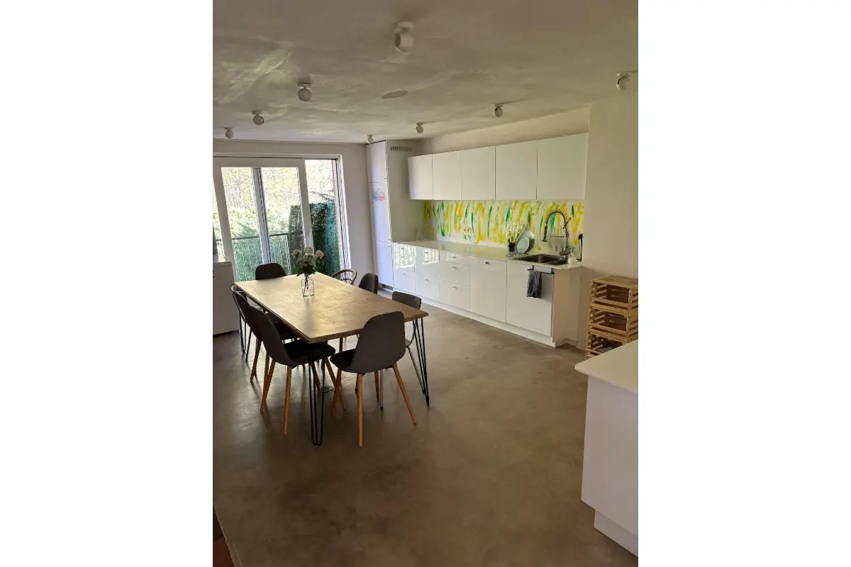 Appartement te  huur in Oudergem 1160 2400.00€ 1 slaapkamers m² - Zoekertje 742454