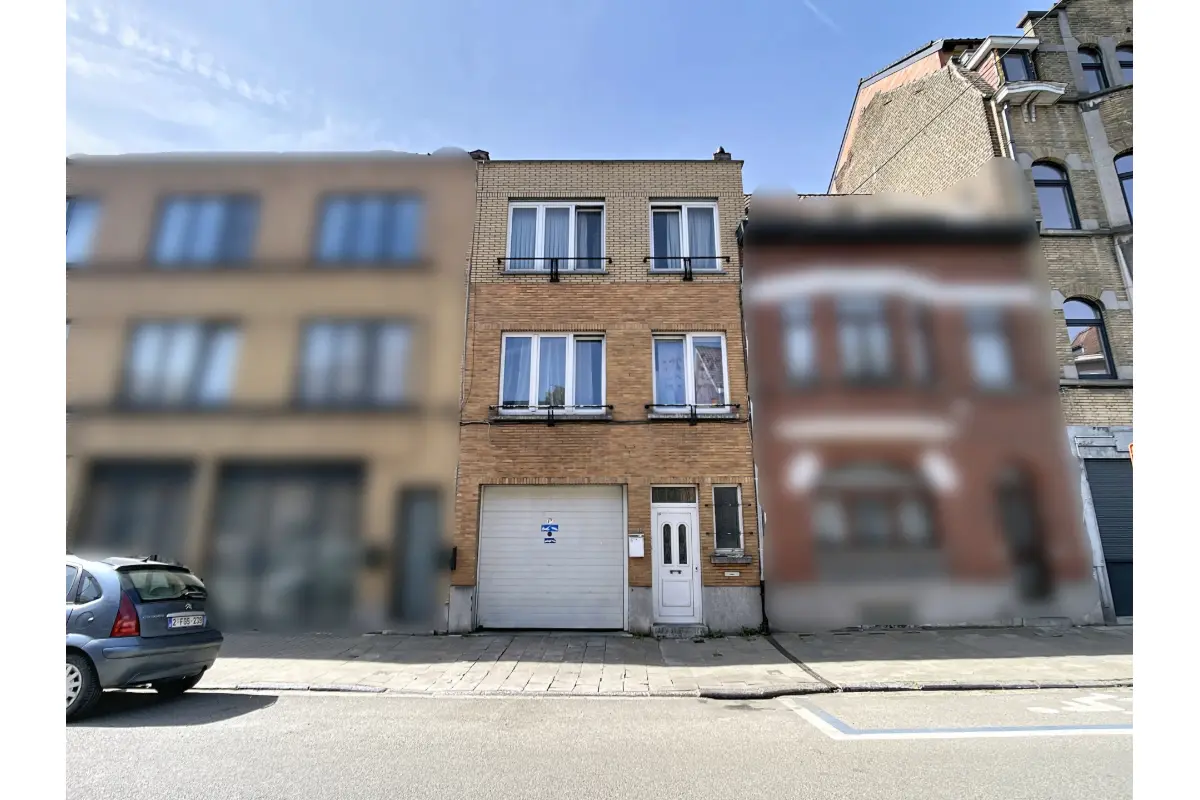 Handelszaak te  koop in Neder-Over-Heembeek 1120 199000.00€  slaapkamers 180.00m² - Zoekertje 742280