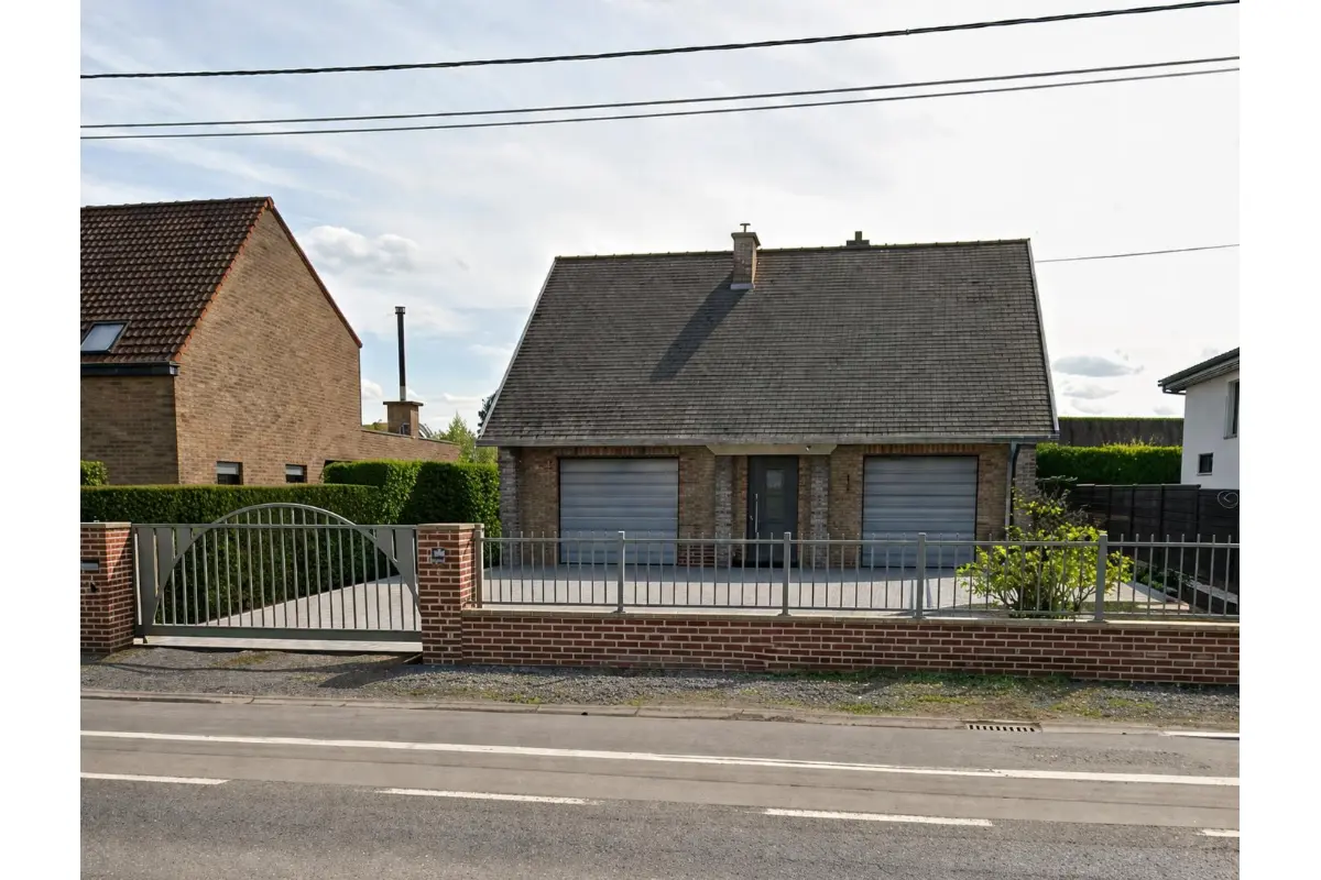 Villa à vendre à Estaimpuis 7730 335000.00€ 3 chambres m² - annonce 741686