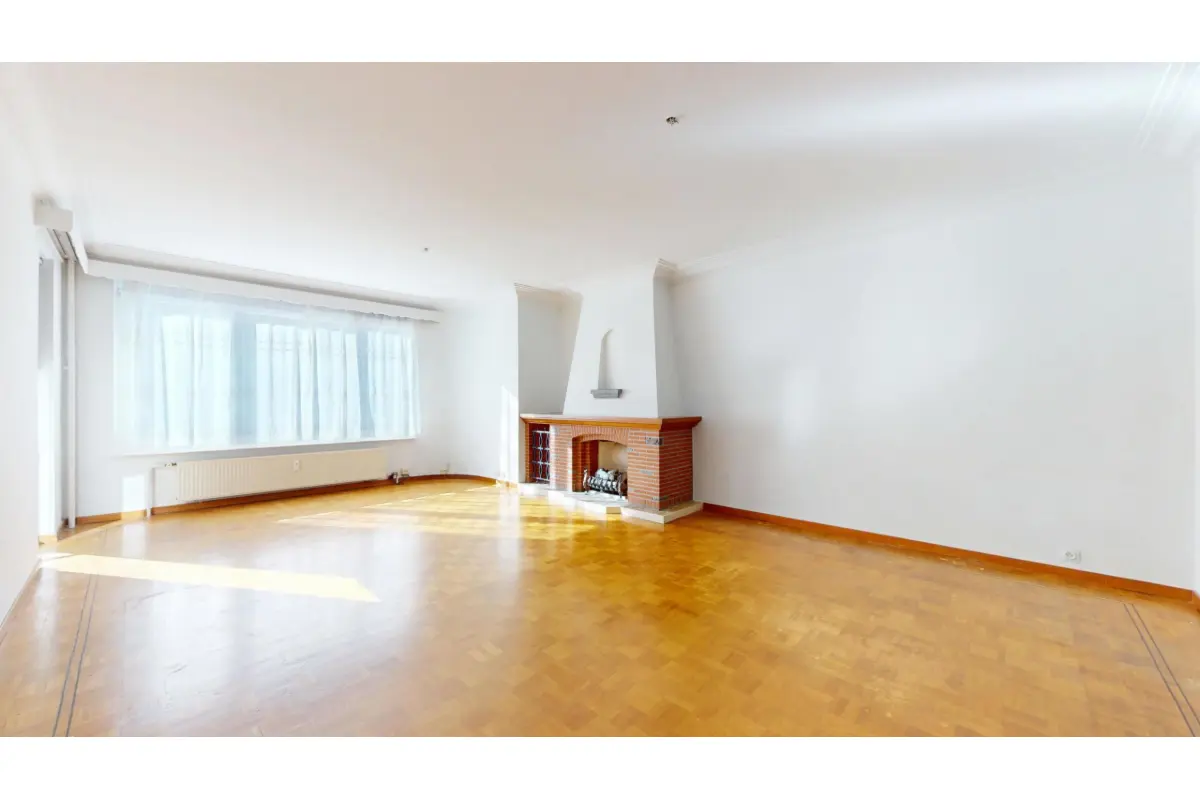 Appartement à  à Woluwe-Saint-Lambert 1200 345000.00€ 2 chambres 97.00m² - annonce 742237