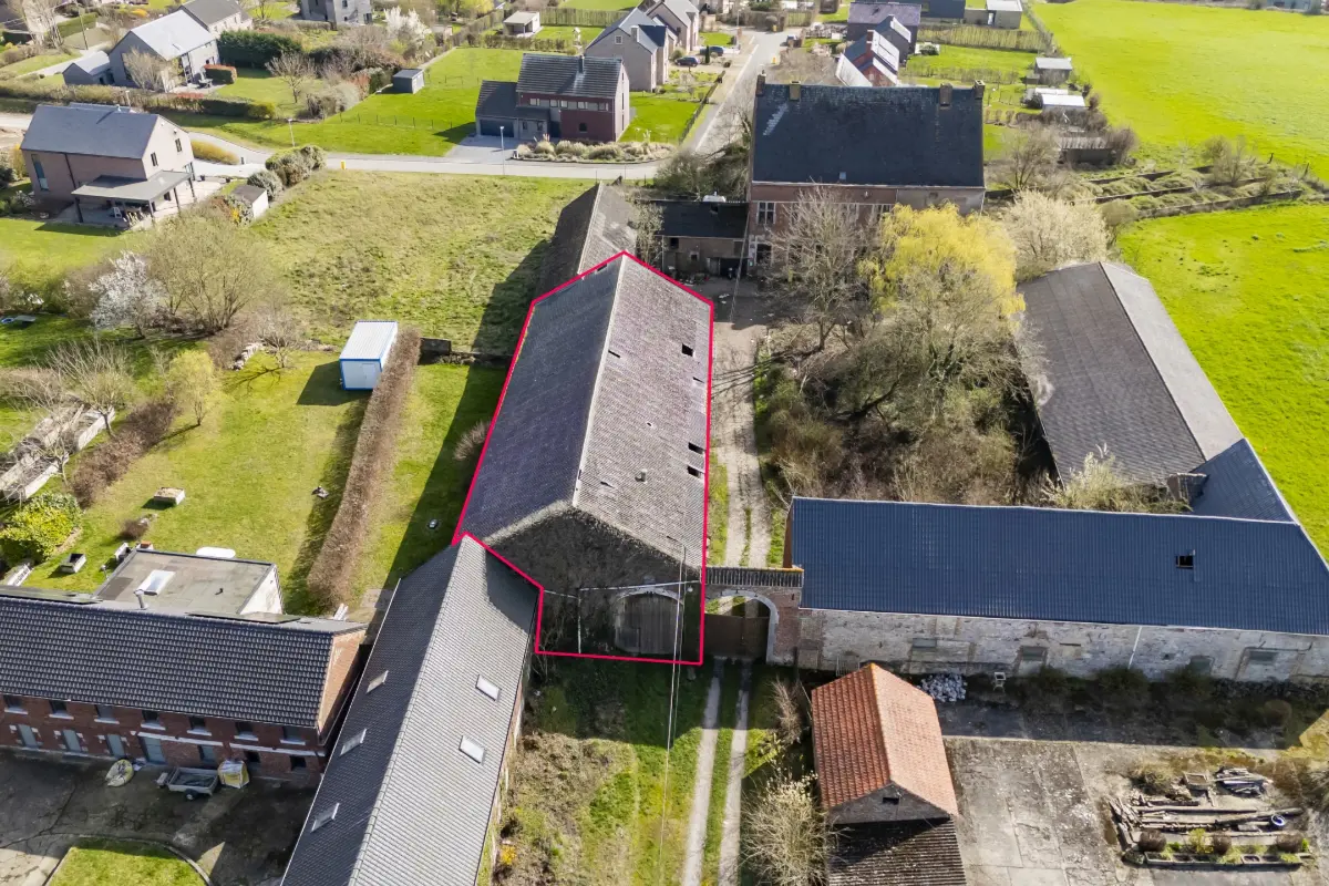 Handelszaak te  koop in Burdinne 4210 149000.00€  slaapkamers 544.00m² - Zoekertje 741609