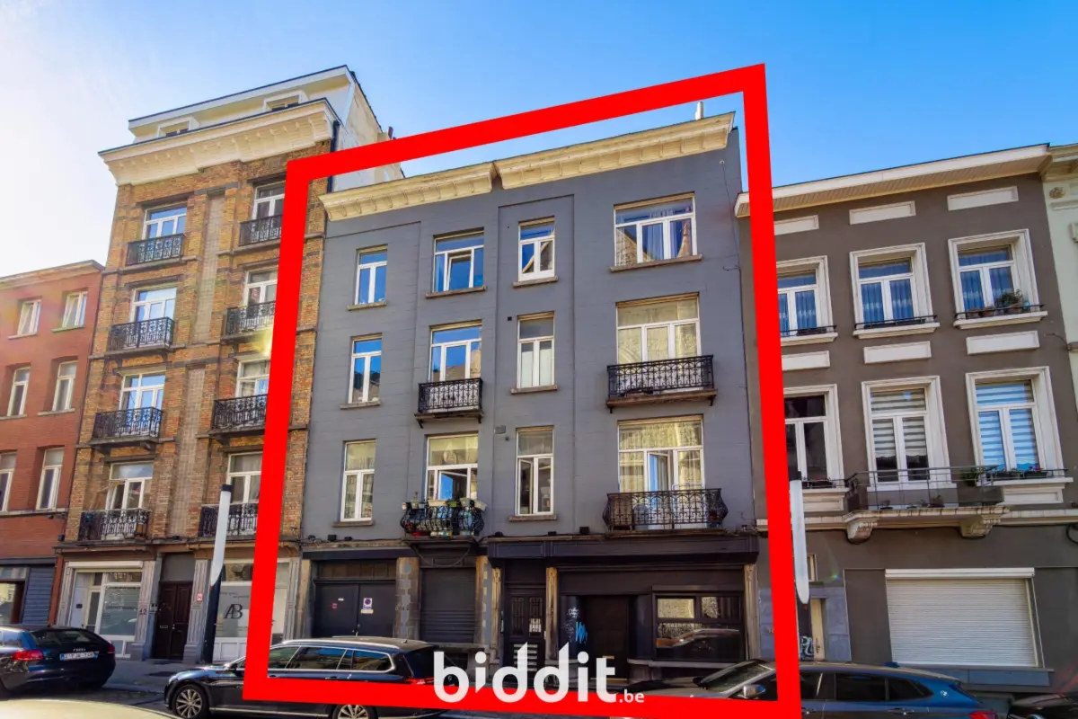 Mixgebouw te  koop in Schaarbeek 1030 581000.00€ 11 slaapkamers m² - Zoekertje 742985