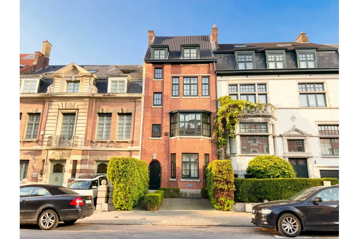 Huis te  huur in Elsene 1050 5000.00€ 6 slaapkamers 278.00m² - Zoekertje 742943