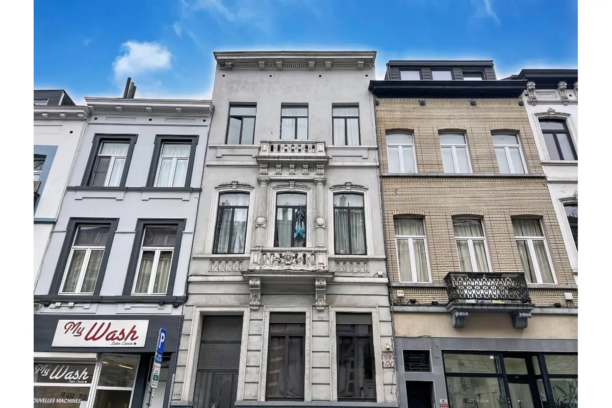 Appartement à vendre à Ixelles 1050 379000.00€ 1 chambres 147.00m² - annonce 742790