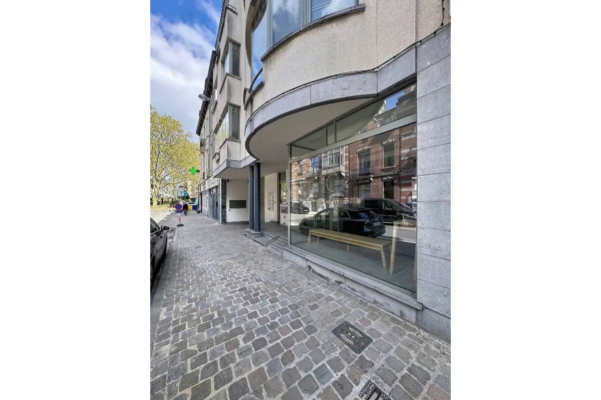 Commerce à louer à Ixelles 1050 2450.00€  chambres 175.00m² - annonce 742947