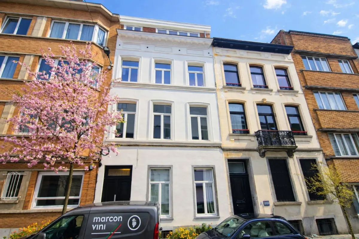 Appartement à vendre à Ixelles 1050 300000.00€ 1 chambres 55.00m² - annonce 743157