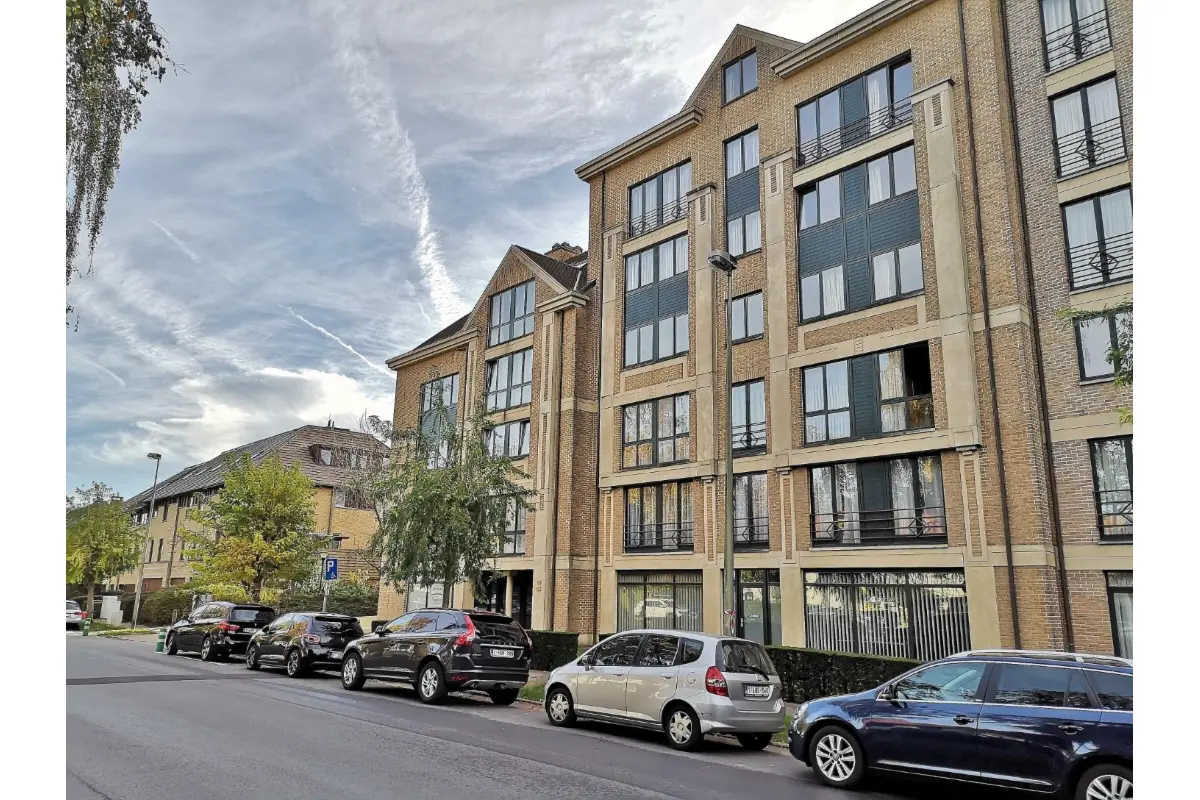 Appartement à louer à Woluwe-Saint-Pierre 1150 1700.00€ 3 chambres 110.00m² - annonce 742684