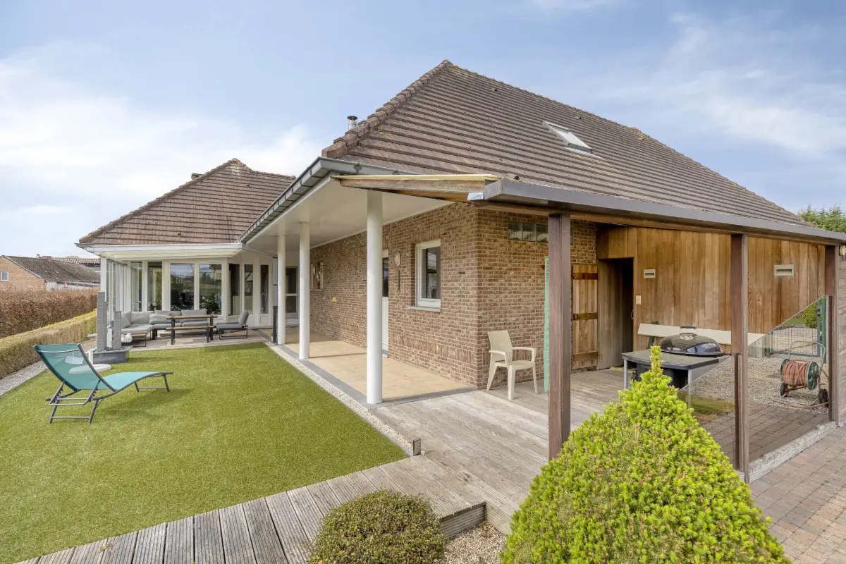 Huis te  huur in Bever 1547 1450.00€ 2 slaapkamers 138.00m² - Zoekertje 743609