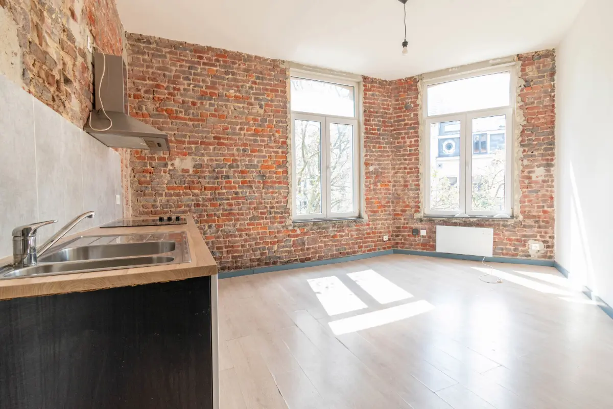 Appartement à louer à Saint-Gilles 1060 700.00€ 1 chambres 52.00m² - annonce 743746