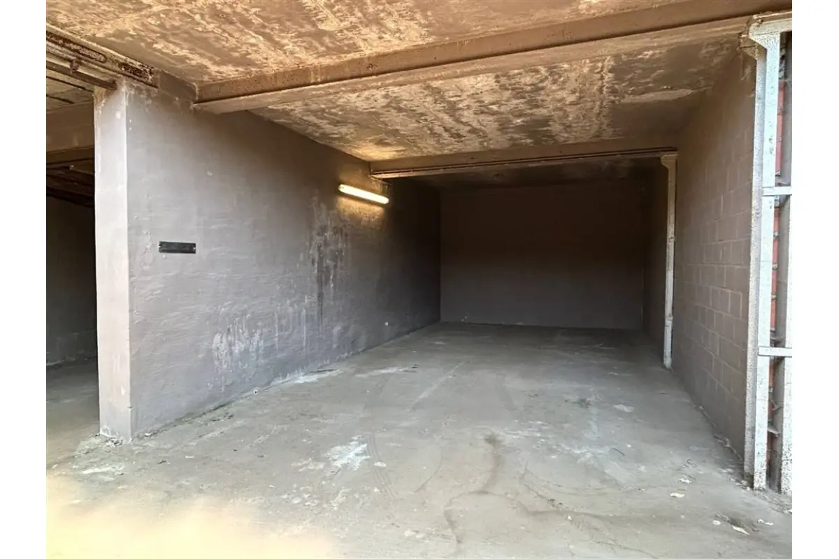 Parking & garage te  huur in Beloeil 7970 50.00€  slaapkamers m² - Zoekertje 743925