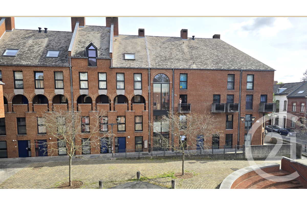 Triplex à louer à Mons 7000 1250.00€ 3 chambres 110.00m² - annonce 744053