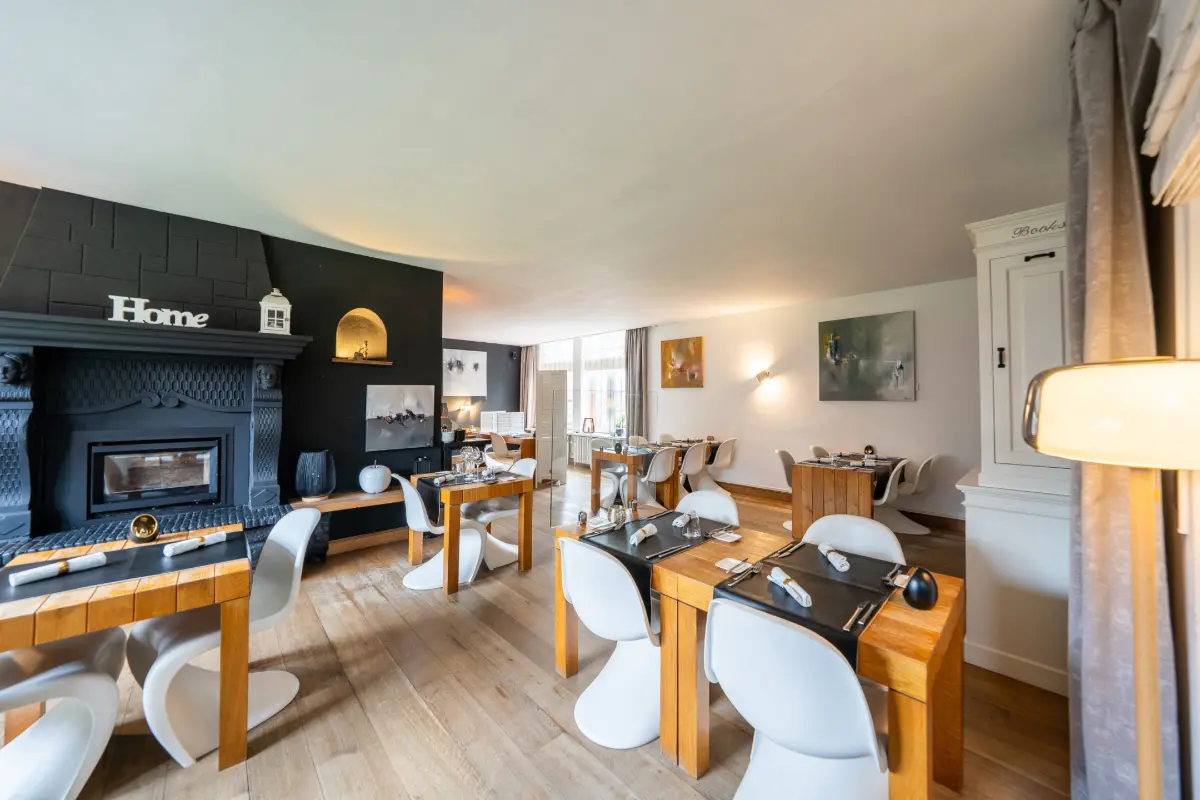 Commerce à vendre à Libramont-Chevigny 6800 599000.00€  chambres 420.00m² - annonce 743952