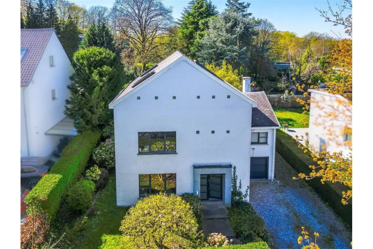 Villa à  à Uccle 1180 1475000.00€ 5 chambres 310.00m² - annonce 743753