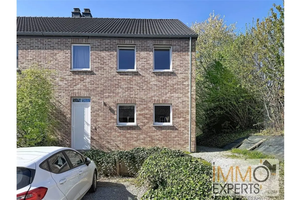 Huis te  huur in Noville-les-Bois 5380 1300.00€ 3 slaapkamers 130.00m² - Zoekertje 743910