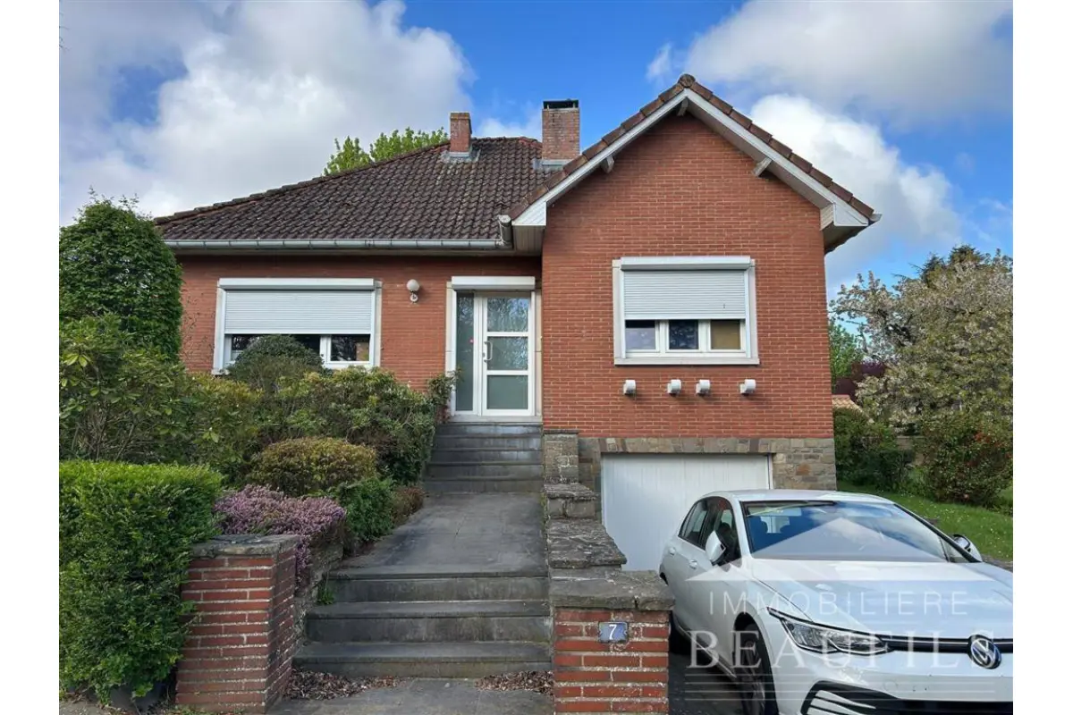 Huis te  huur in Nijvel 1400 1500.00€ 3 slaapkamers 147.00m² - Zoekertje 743825