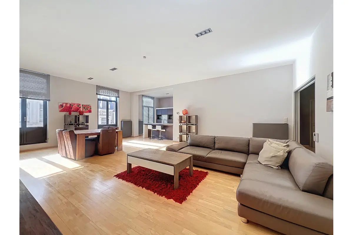 Appartement te  huur in Brussel 1000 1900.00€ 2 slaapkamers 150.00m² - Zoekertje 743768