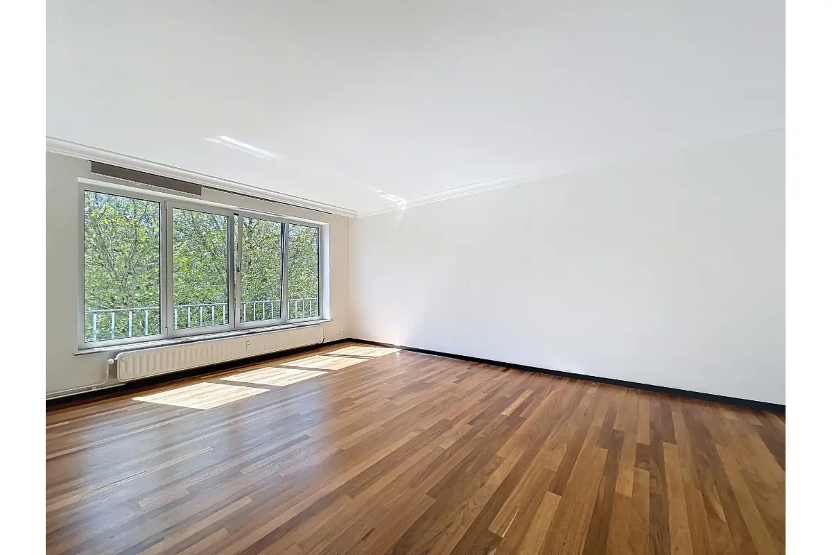 Appartement te  in Vorst 1190 1200.00€ 1 slaapkamers 77.00m² - Zoekertje 744401