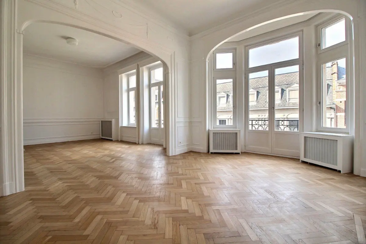 Appartement à louer à Etterbeek 1040 2900.00€ 3 chambres 150.00m² - annonce 745122