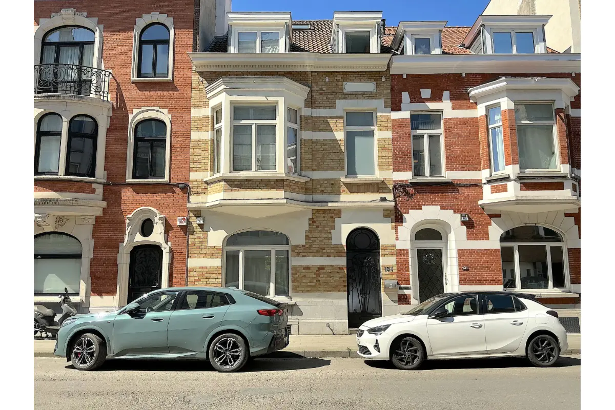 Maison à louer à Etterbeek 1040 3200.00€ 4 chambres 233.00m² - annonce 744397