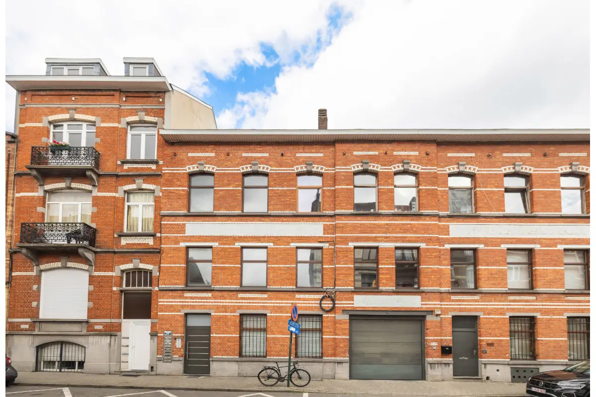 Appartement te  koop in Laken 1020 560000.00€ 6 slaapkamers 600.00m² - Zoekertje 744703