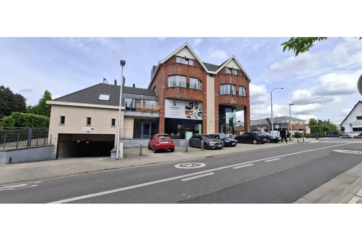 Parking te  in Waterloo 1410 25000.00€  slaapkamers m² - Zoekertje 744598