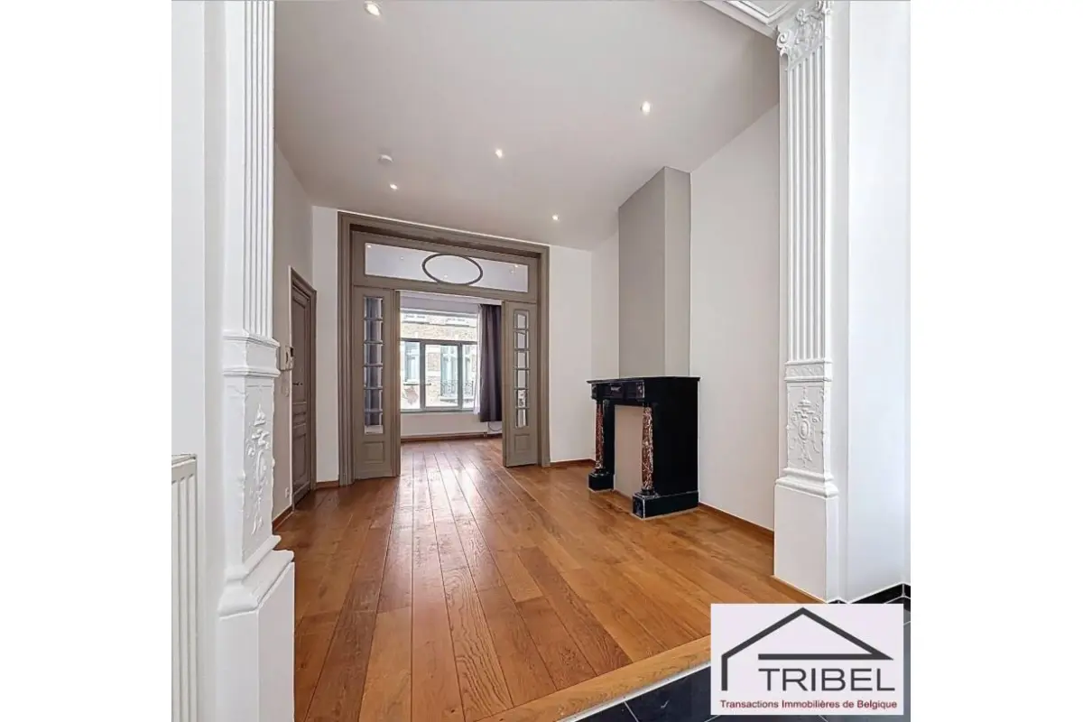 Appartement à louer à Etterbeek 1040 1200.00€ 1 chambres 70.00m² - annonce 744950