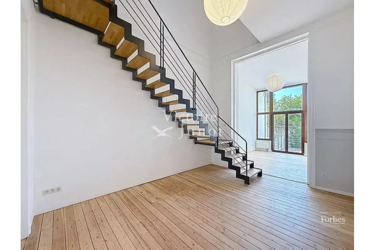 Triplex à louer à Etterbeek 1040 2750.00€ 3 chambres 200.00m² - annonce 745468