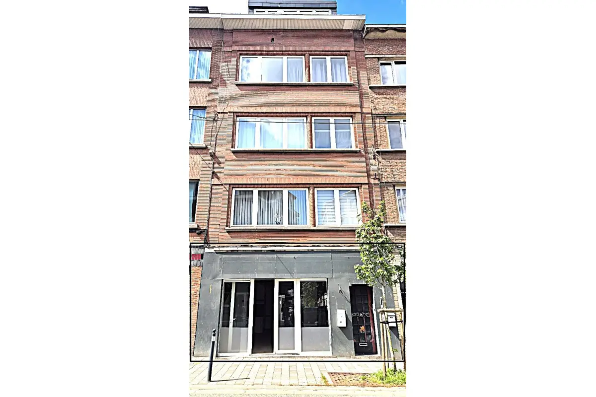 Rez-de-chaussée à vendre à Jette 1090 195000.00€  chambres 113.00m² - annonce 745754