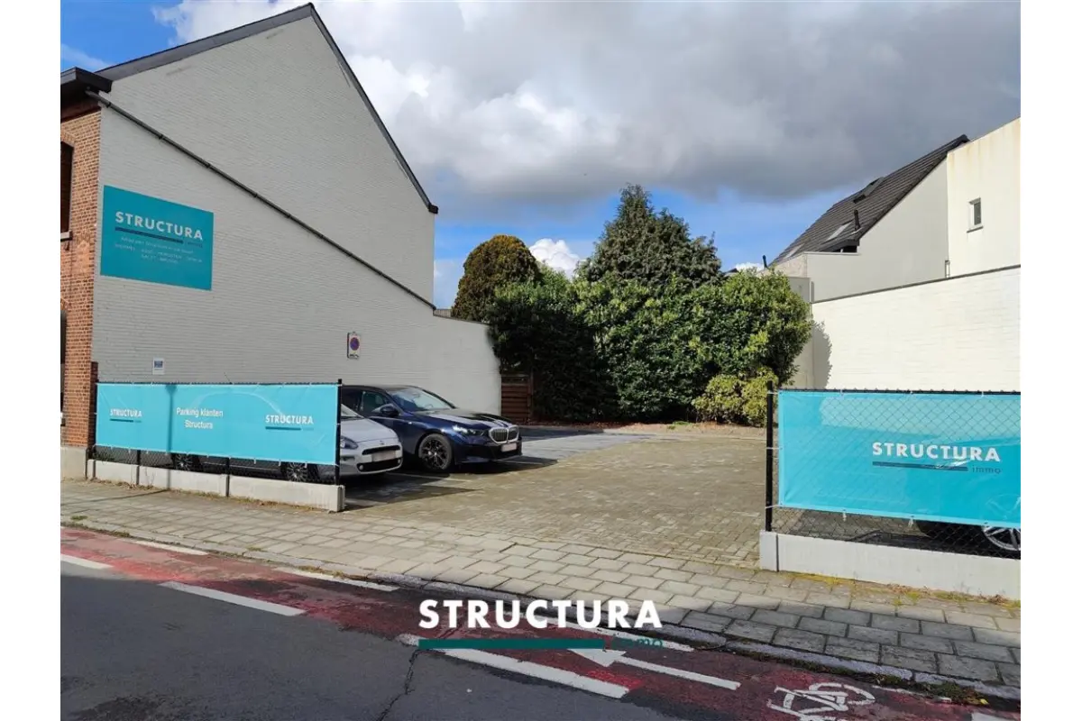 Parking & garage te  huur in Opwijk 1745 45.00€  slaapkamers m² - Zoekertje 745195