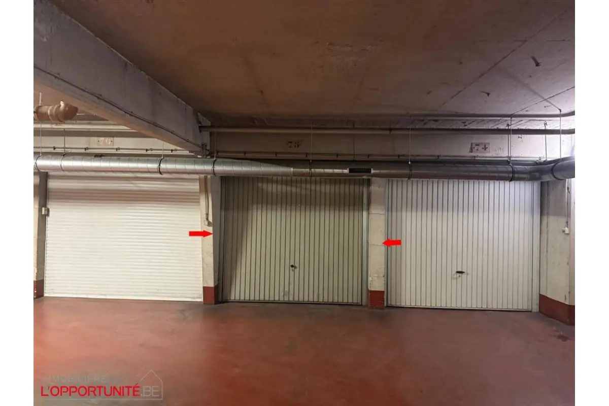 Box à vendre à Charleroi 6000 12000.00€  chambres m² - annonce 745476