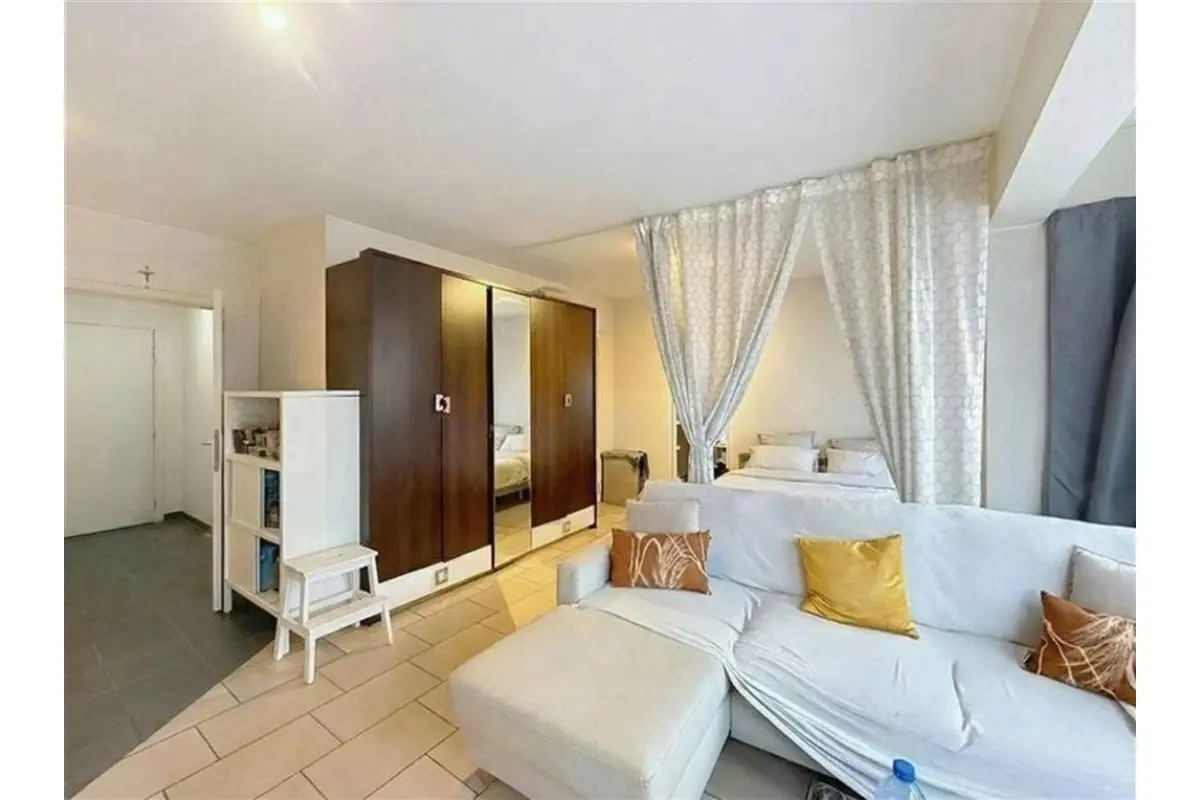 Studio te  koop in Schaarbeek 1030 155000.00€  slaapkamers 40.00m² - Zoekertje 745558