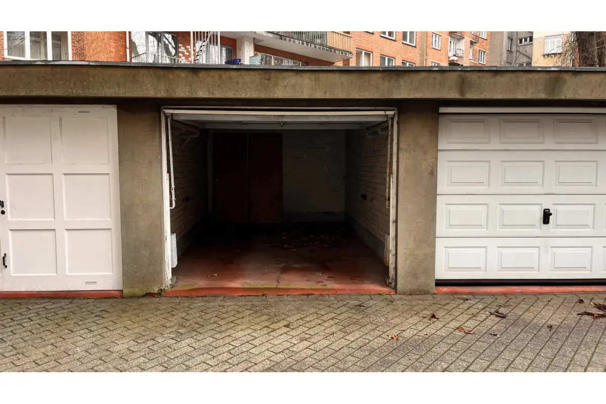 Parking & garage te  huur in Schaarbeek 1030 130.00€  slaapkamers m² - Zoekertje 745258