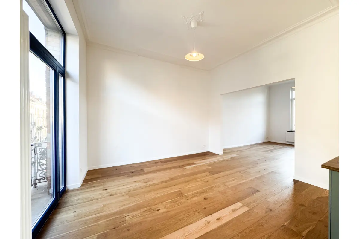 Triplex te  huur in Elsene 1050 2299.00€ 3 slaapkamers 140.00m² - Zoekertje 745539
