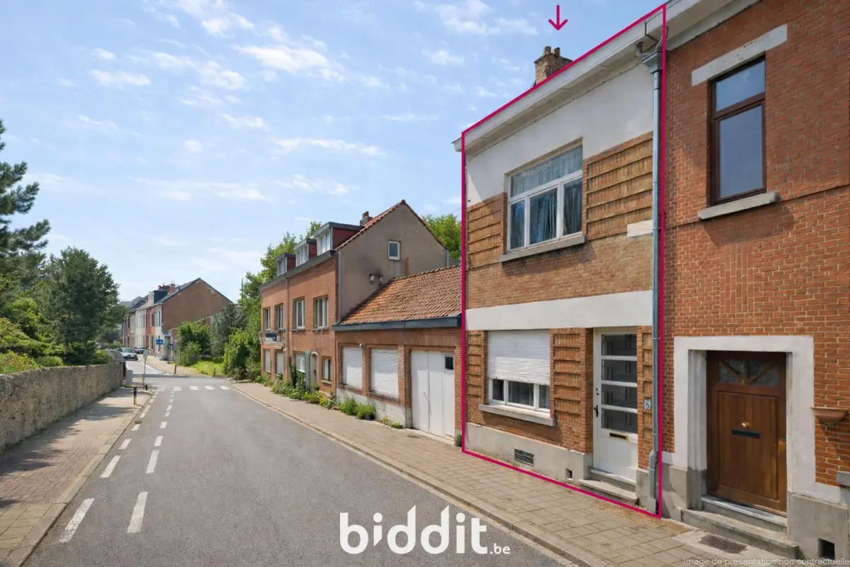 Maison à vendre à Woluwe-Saint-Pierre 1150 210000.00€ 3 chambres m² - annonce 745606