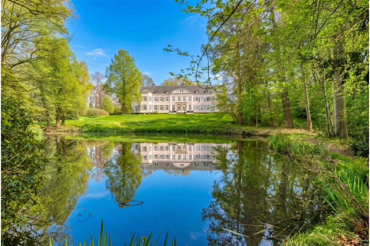 Château à vendre à Lubbeek 3210 2885000.00€ 8 chambres 1187.00m² - annonce 745919