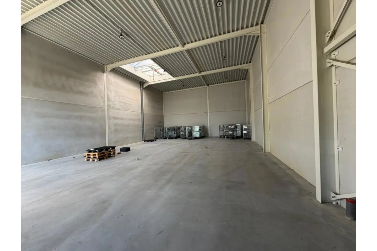 Commerce à louer à Herent 3020 2100.00€  chambres 240.00m² - annonce 745799