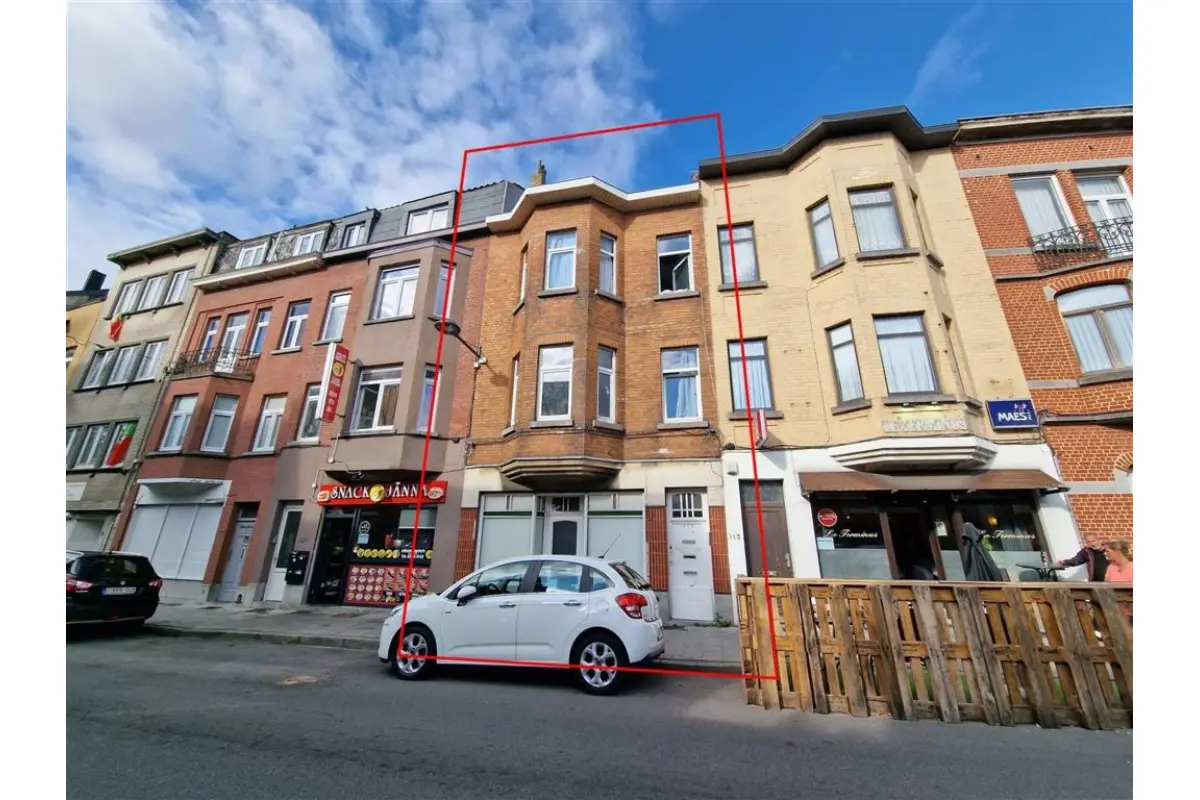 Appartementsgebouw te  koop in Evere 1140 598000.00€ 6 slaapkamers 280.00m² - Zoekertje 745456